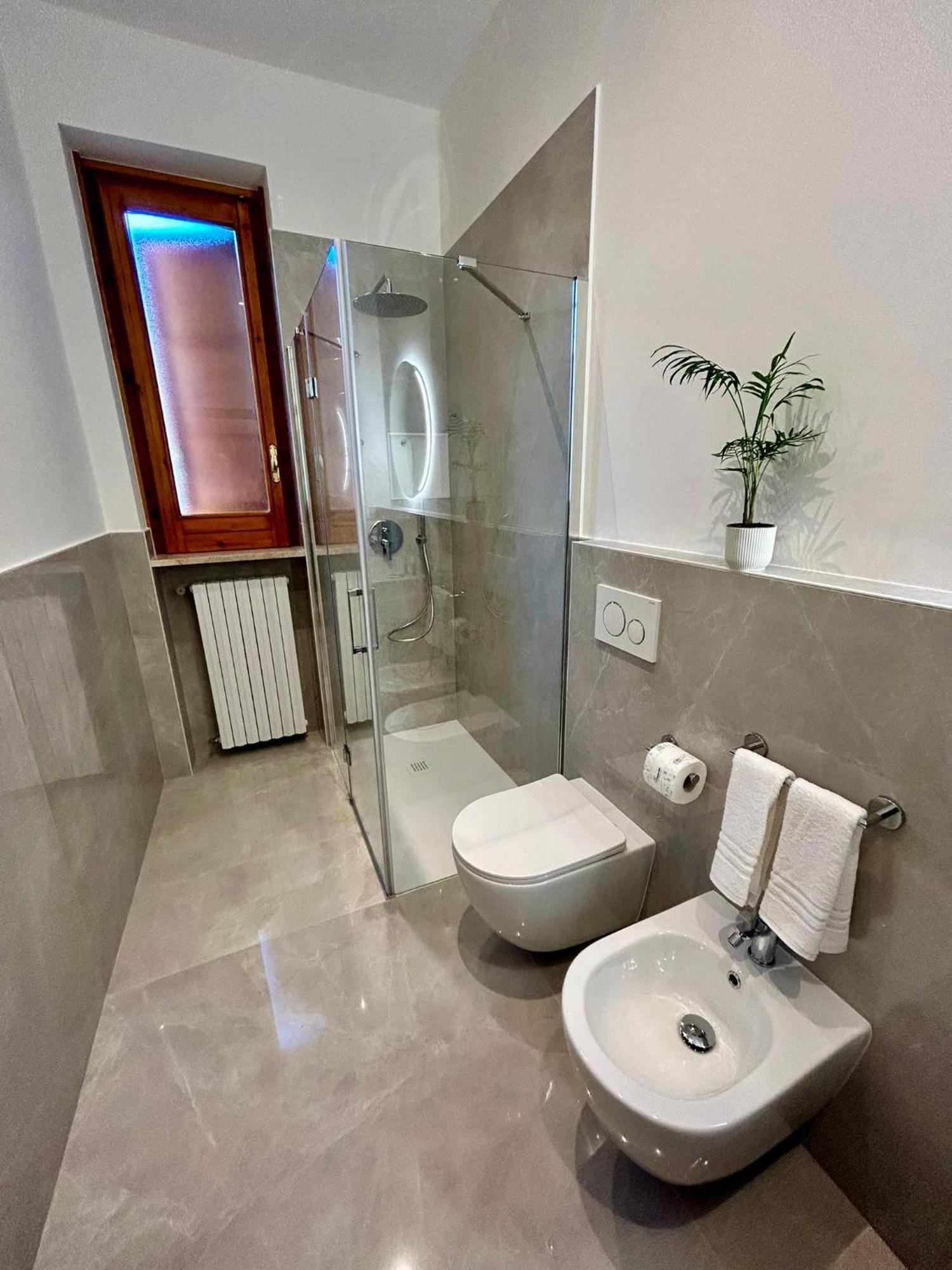 Alchimia Apartment กอนแวร์ซาโน ภายนอก รูปภาพ